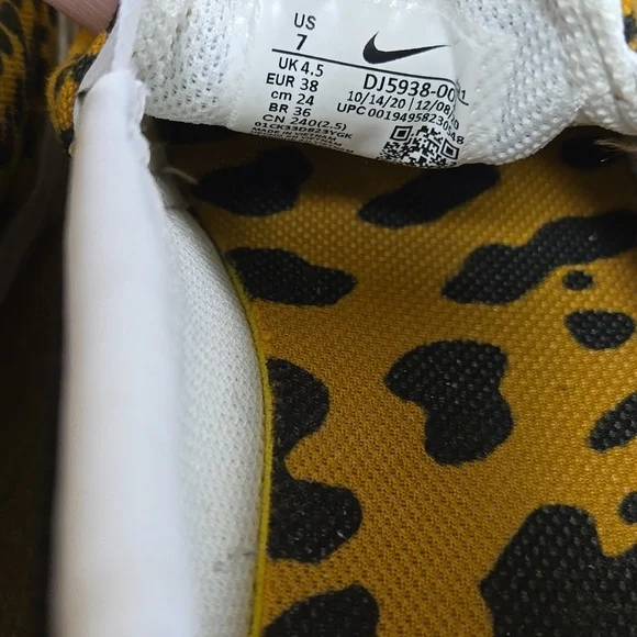 Nike Court Legacy Animal Print Slip-On Shoes - Picture 6 of 11